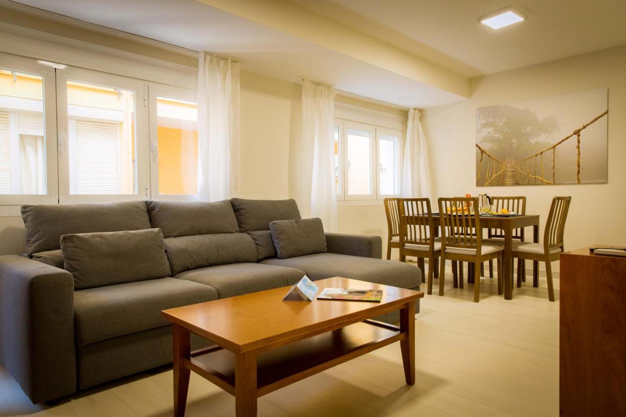 Holidays2Malaga Beatas & Balcon Екстериор снимка
